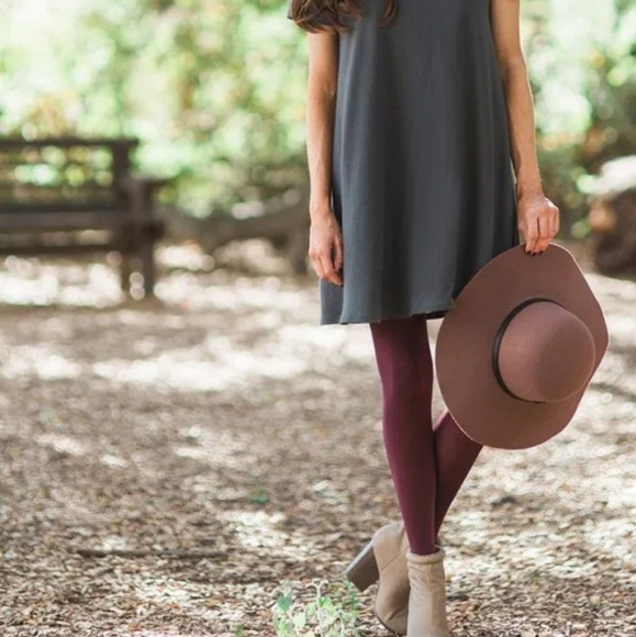 Boutique item soft fleece lined high rise leggings - Picture 2 of 10